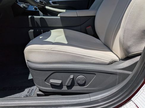 Used 2025 Hyundai Sonata SEL FWD image 14