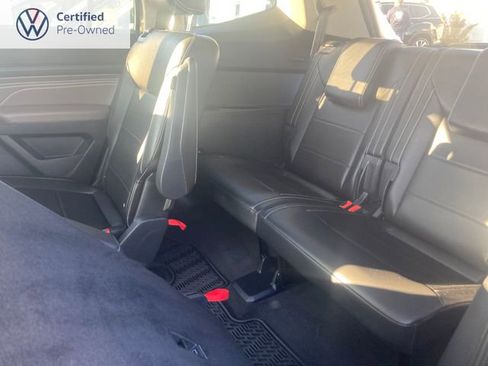 Certified 2023 Volkswagen Atlas SE image 17