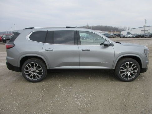 New 2026 GMC Acadia Denali Ultimate image 3
