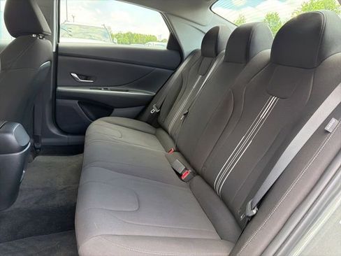 Certified 2024 Hyundai Elantra SEL FWD image 24