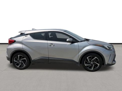 Used 2020 Toyota C-HR Limited FWD image 4