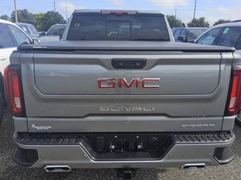 Used 2026 GMC Sierra 1500 Denali w/ Denali Reserve Package AWD/4WD image 6