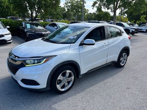 Used 2020 Honda HR-V LX image 2