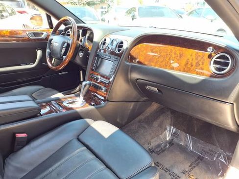 Used 2006 Bentley Flying Spur Flying Spur AWD/4WD image 26