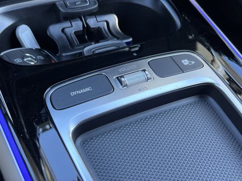 New 2026 Mercedes-Benz GLB 250 4MATIC image 32