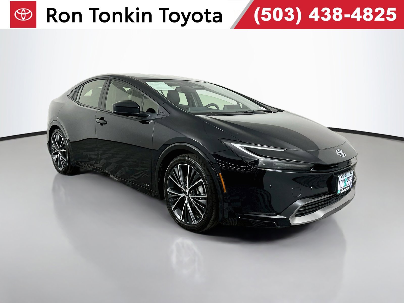 Used 2023 Toyota Prius XLE AWD/4WD image 1