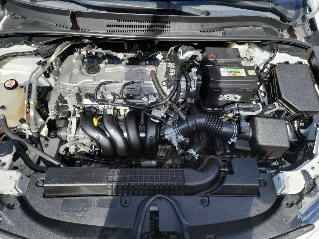 Used 2021 Toyota Corolla LE FWD image 34