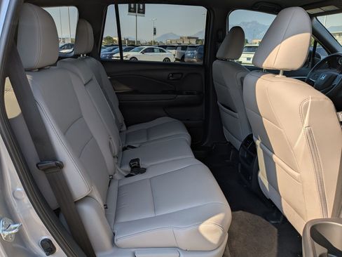 Used 2023 Honda Passport EX-L image 27