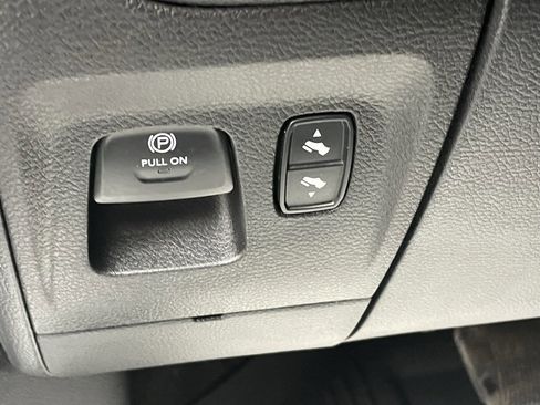 Used 2020 RAM 1500 Laramie w/ Sport Appearance Package image 33