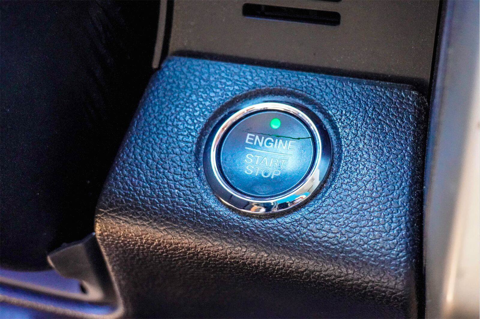 Used 2018 Ford F150 Lariat RWD image 30