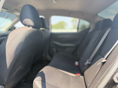 Used 2025 Nissan Sentra S FWD image 30