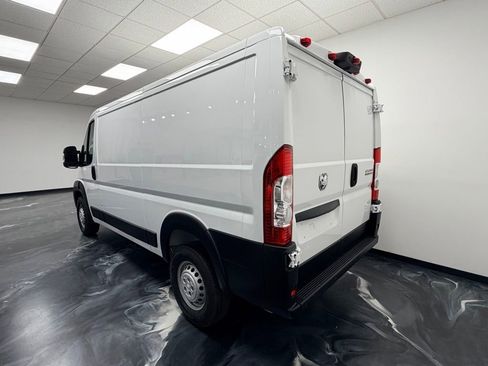 Used 2024 RAM ProMaster 2500 w/ Safety Group FWD image 20