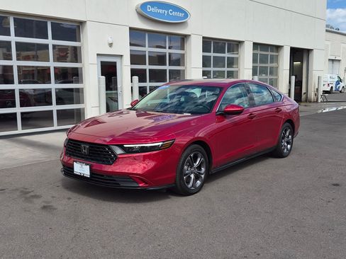 Used 2024 Honda Accord EX-L image 10