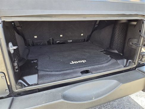 Used 2014 Jeep Wrangler Unlimited Sport w/ Quick Order Package 24S image 9