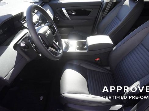 Used 2025 Land Rover Discovery Sport S image 19