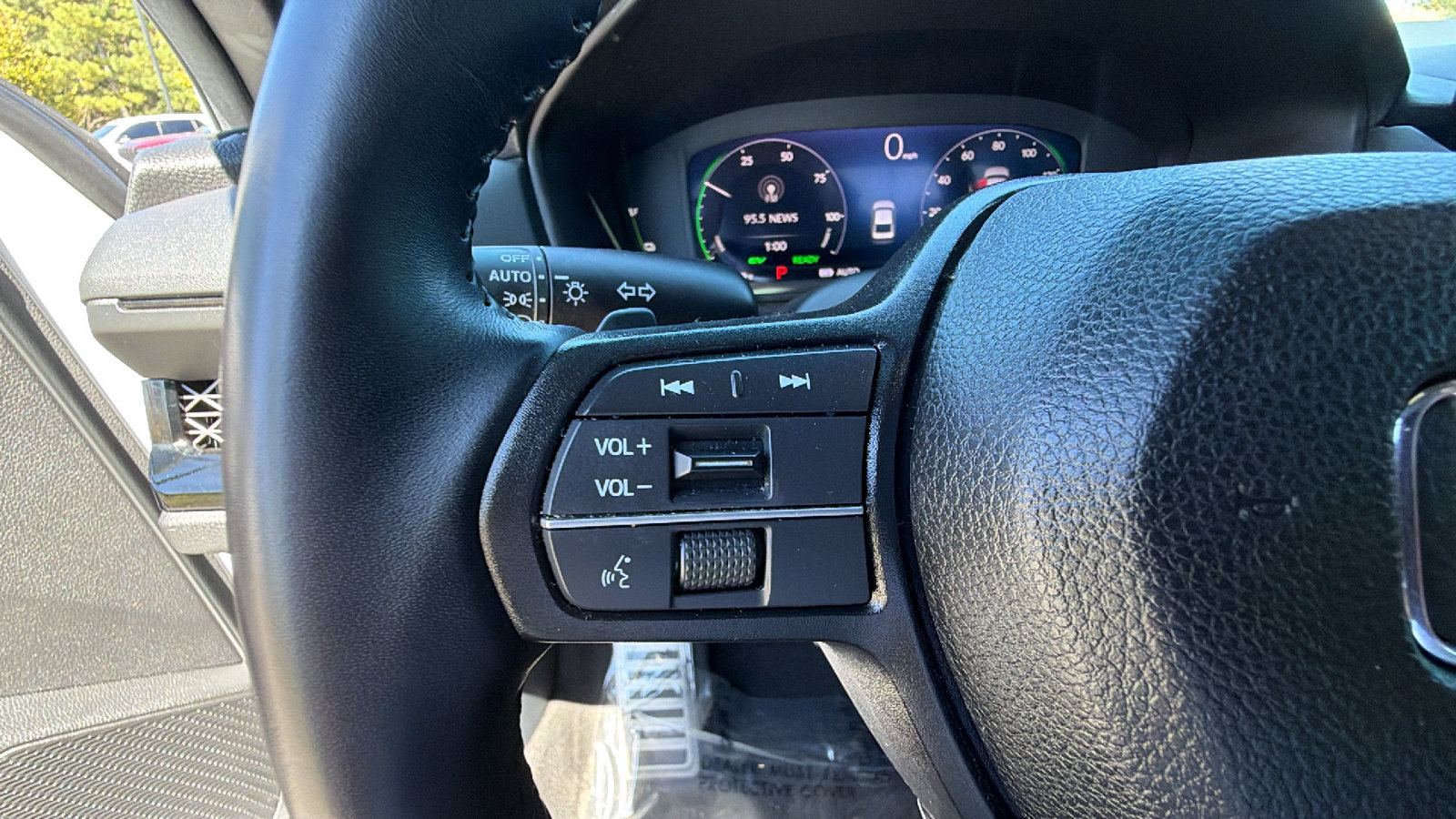 Used 2024 Honda Accord Sport image 27