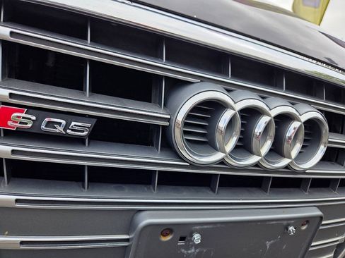 Used 2014 Audi SQ5 Premium Plus AWD/4WD image 19