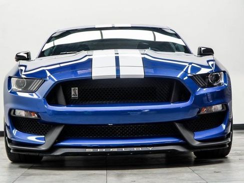 Used 2017 Ford Mustang Shelby GT350 image 7