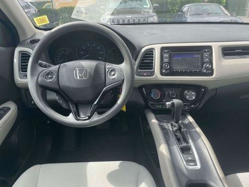 Used 2021 Honda HR-V LX image 14