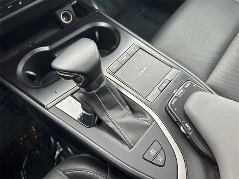 Used 2020 Lexus UX 250h w/ Premium Package image 21