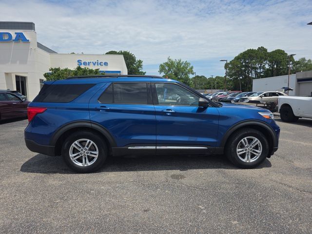 Used 2020 Ford Explorer XLT RWD image 3