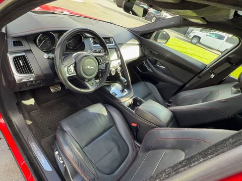 Used 2018 Jaguar E-PACE First Edition image 19