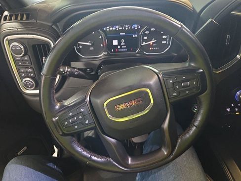 Used 2020 GMC Sierra 2500 AT4 w/ AT4 Premium Package AWD/4WD image 12