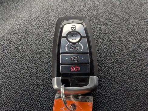 Used 2022 Ford F150 XLT w/ Equipment Group 302A High image 33