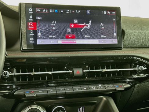 Used 2024 Dodge Hornet R/T AWD/4WD image 23