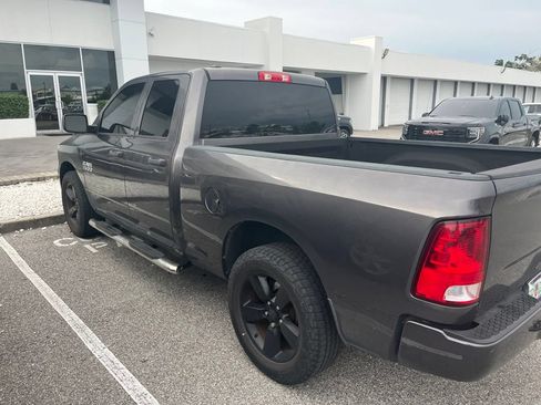 Used 2016 RAM 1500 Express RWD image 3