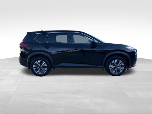 Used 2023 Nissan Rogue SV FWD image 9