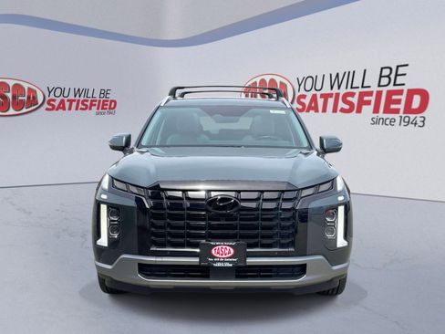 Used 2023 Hyundai Palisade SEL AWD/4WD image 2