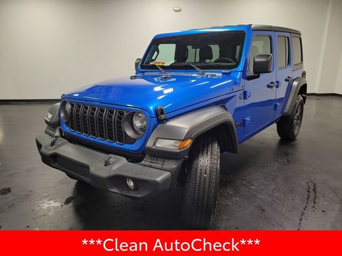 Used 2024 Jeep Wrangler Unlimited Sport AWD/4WD image 4