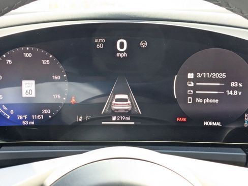 New 2025 Porsche Macan 4S Electric image 17