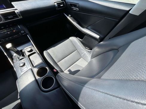 Used 2014 Lexus IS 250 RWD image 15