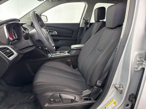 Used 2017 GMC Terrain SLE image 26