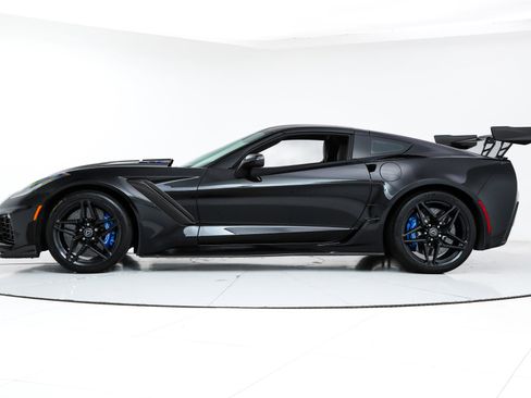 Used 2019 Chevrolet Corvette ZR1 image 11