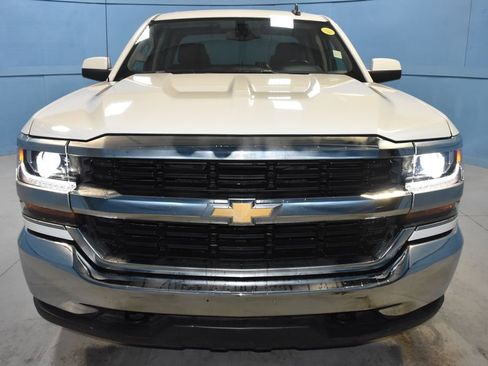 Used 2019 Chevrolet Silverado 1500 LT image 18