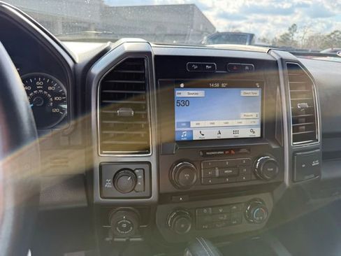 Used 2018 Ford F150 XLT w/ Equipment Group 302A Luxury image 17