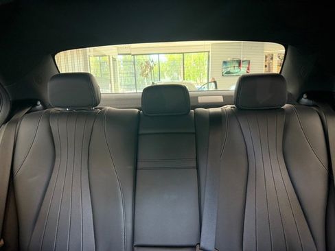 Used 2019 Mercedes-Benz E 300 Sedan image 15