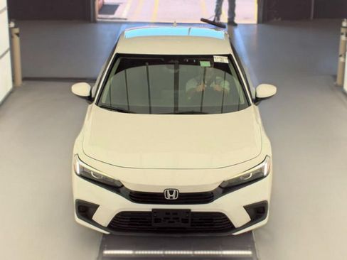 Used 2023 Honda Civic LX image 2