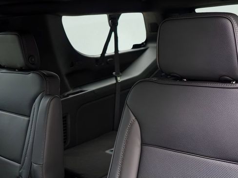 New 2026 GMC Yukon XL Denali w/ Denali Reserve Package image 20