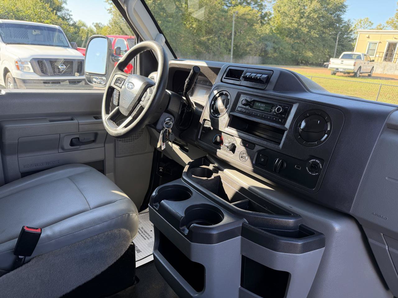 Used 2022 Ford E-350 and Econoline 350 Super Duty w/ Power Windows & Locks Group RWD image 11