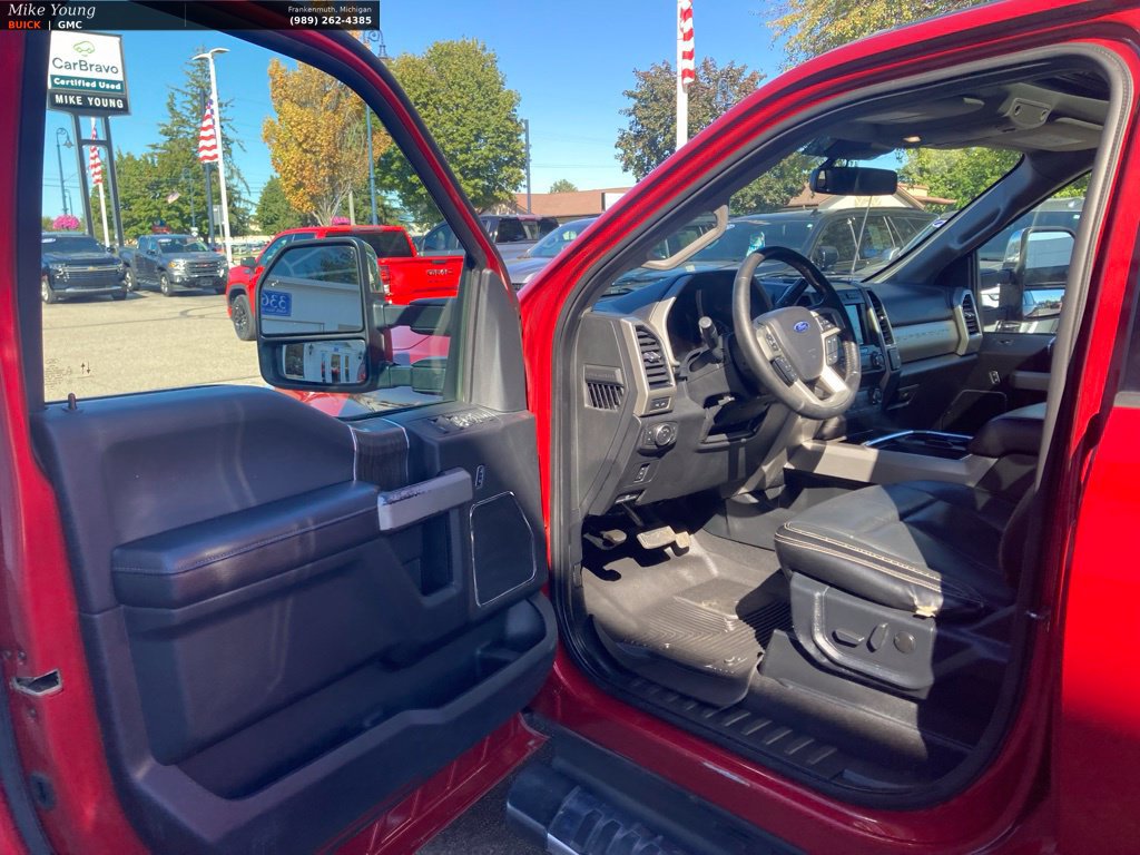Used 2020 Ford F350 Lariat w/ Chrome Package AWD/4WD image 16
