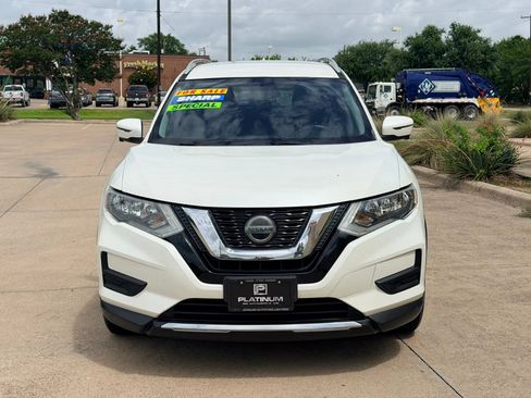 Used 2018 Nissan Rogue SV w/ Premium Package FWD image 8