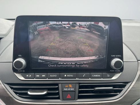 Certified 2023 Nissan Altima 2.5 SV FWD image 22
