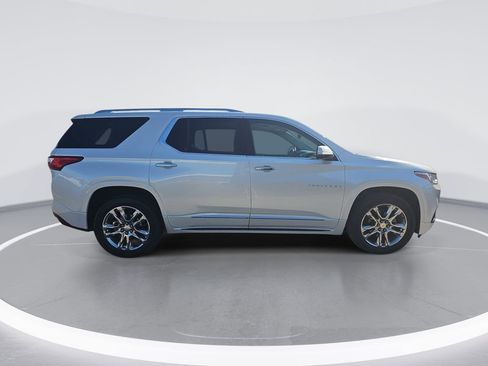 Certified 2020 Chevrolet Traverse High Country w/ LPO, Floor Liner Package AWD/4WD image 2