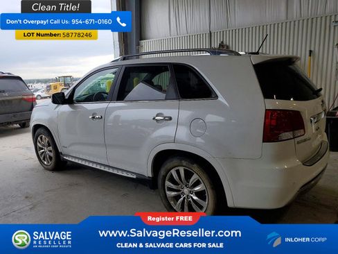 Used 2013 Kia Sorento SX w/ SX Premium Pkg AWD/4WD image 3