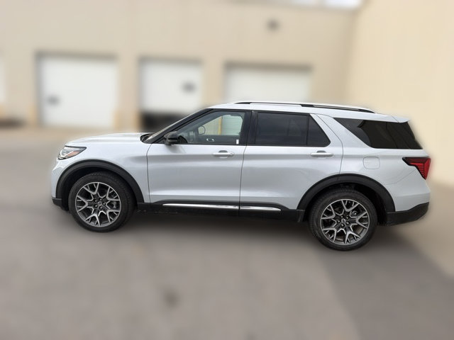 Used 2025 Ford Explorer Platinum w/ Ultimate Package AWD/4WD image 13