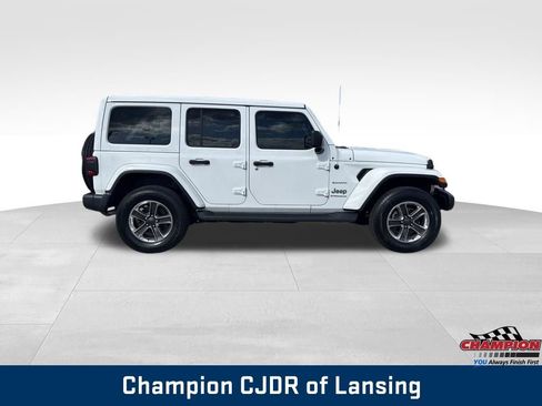 Used 2023 Jeep Wrangler Unlimited Sahara w/ Safety Group AWD/4WD image 7
